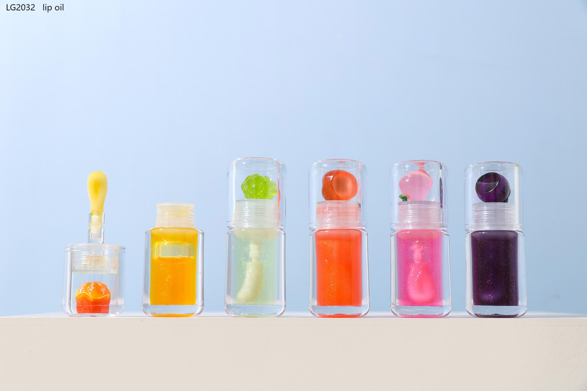 LG2032 lip oil