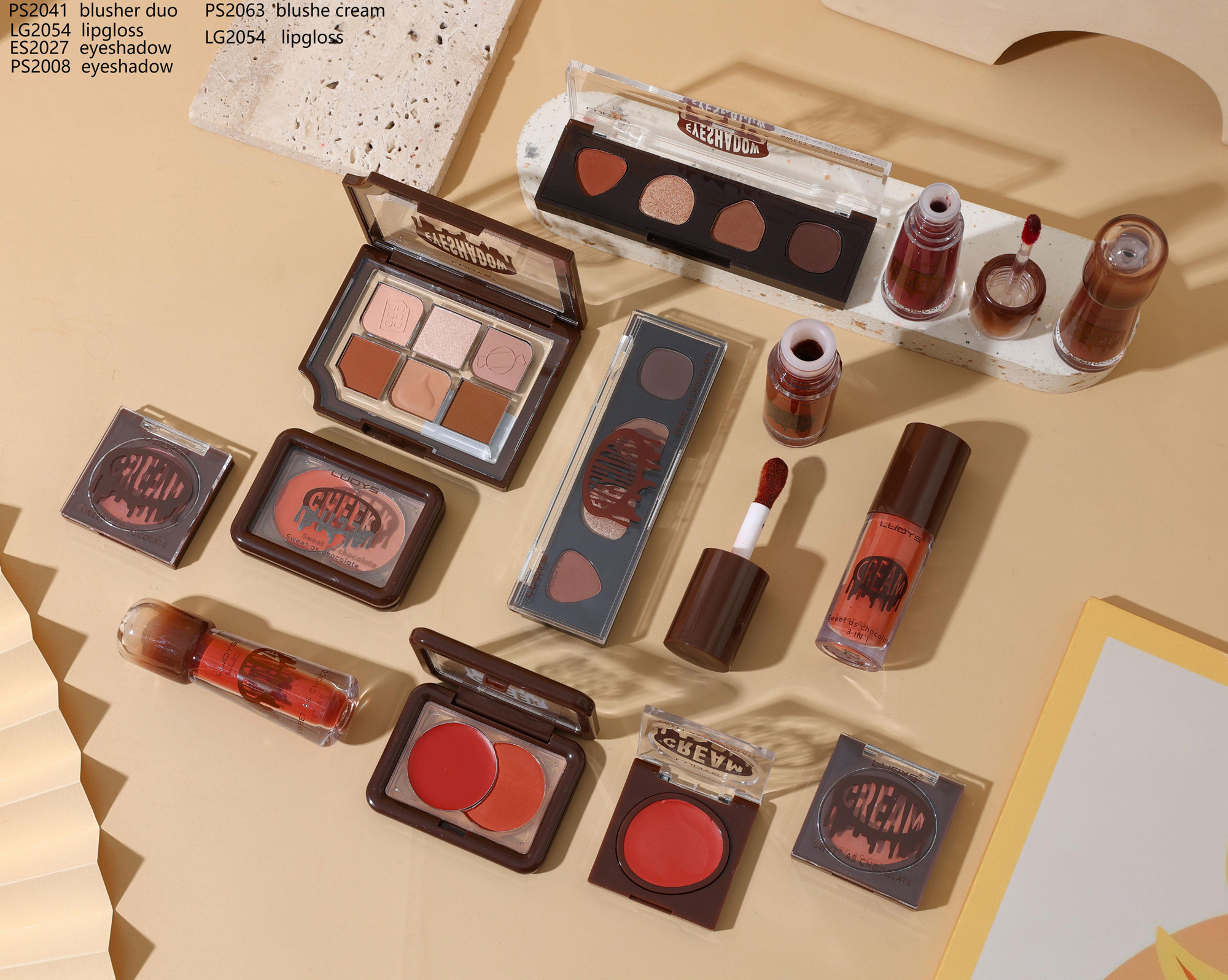 PS2041 blusher duo PS2063 blusher Cream LG2054 lipgloss ES2027 eyeshadow LG2054 lipgloss PS2008 eyeshadow