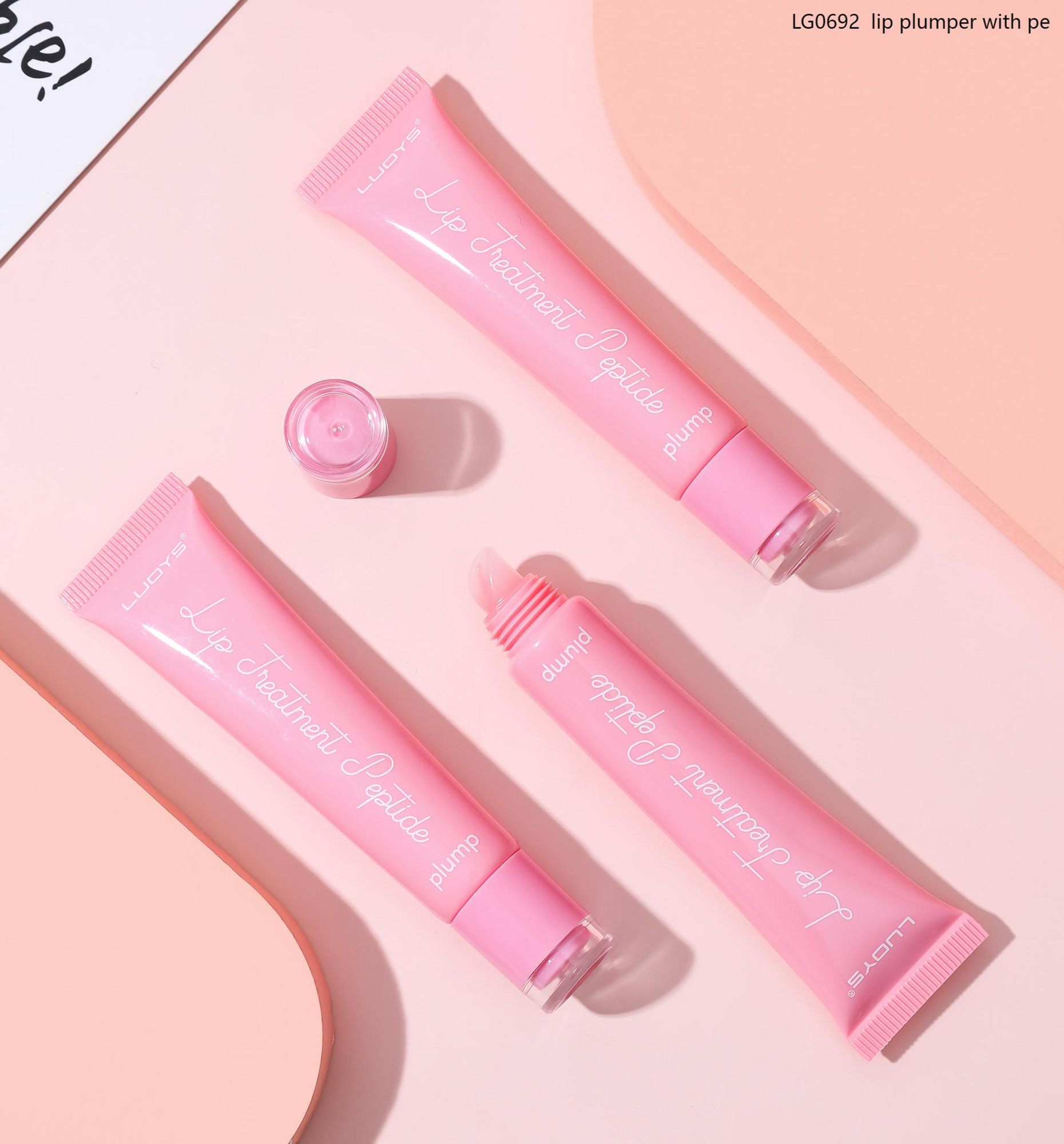 LG0692 lip plumper with pe