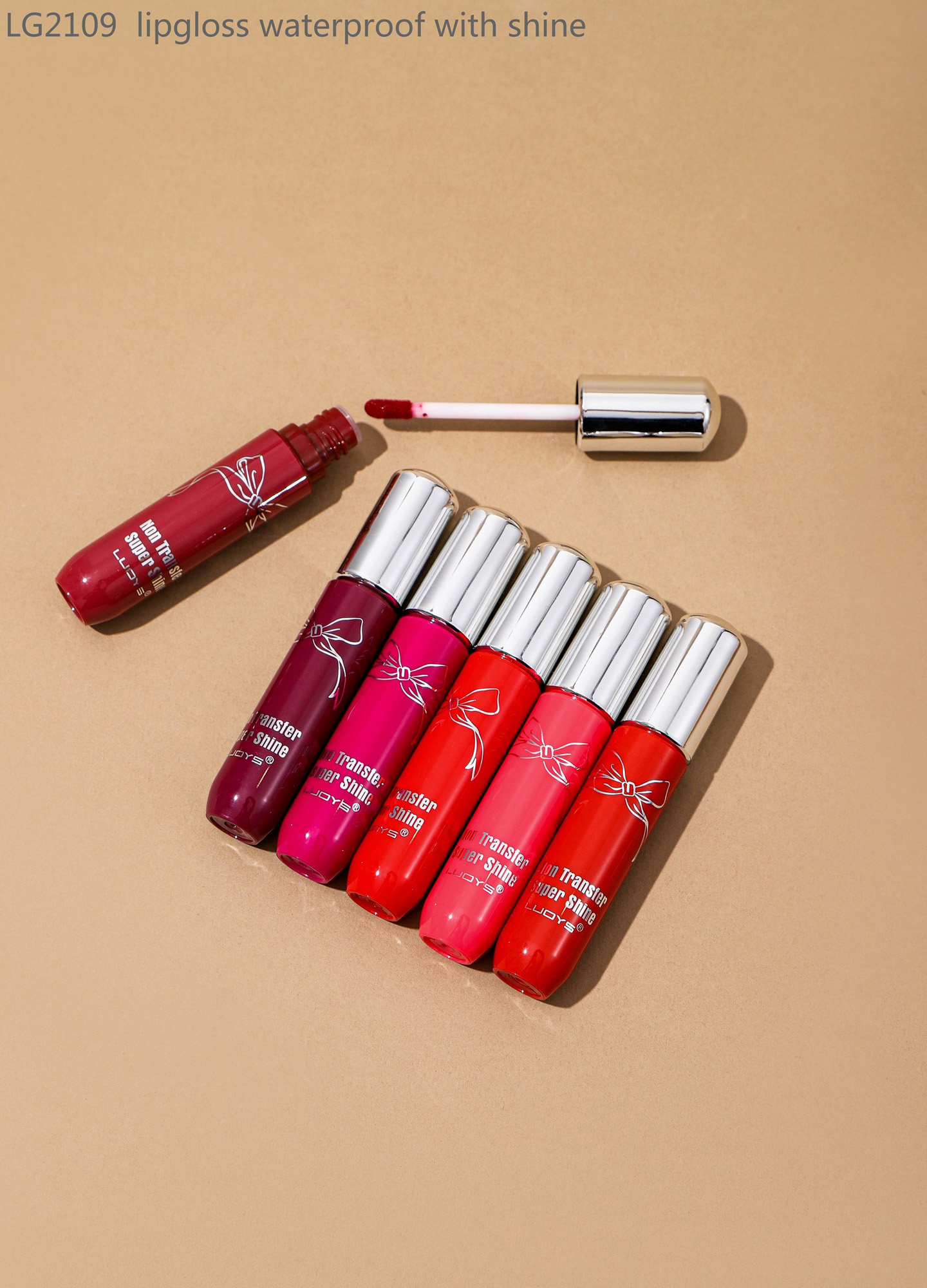 LG2109 lipgloss waterproof with shine