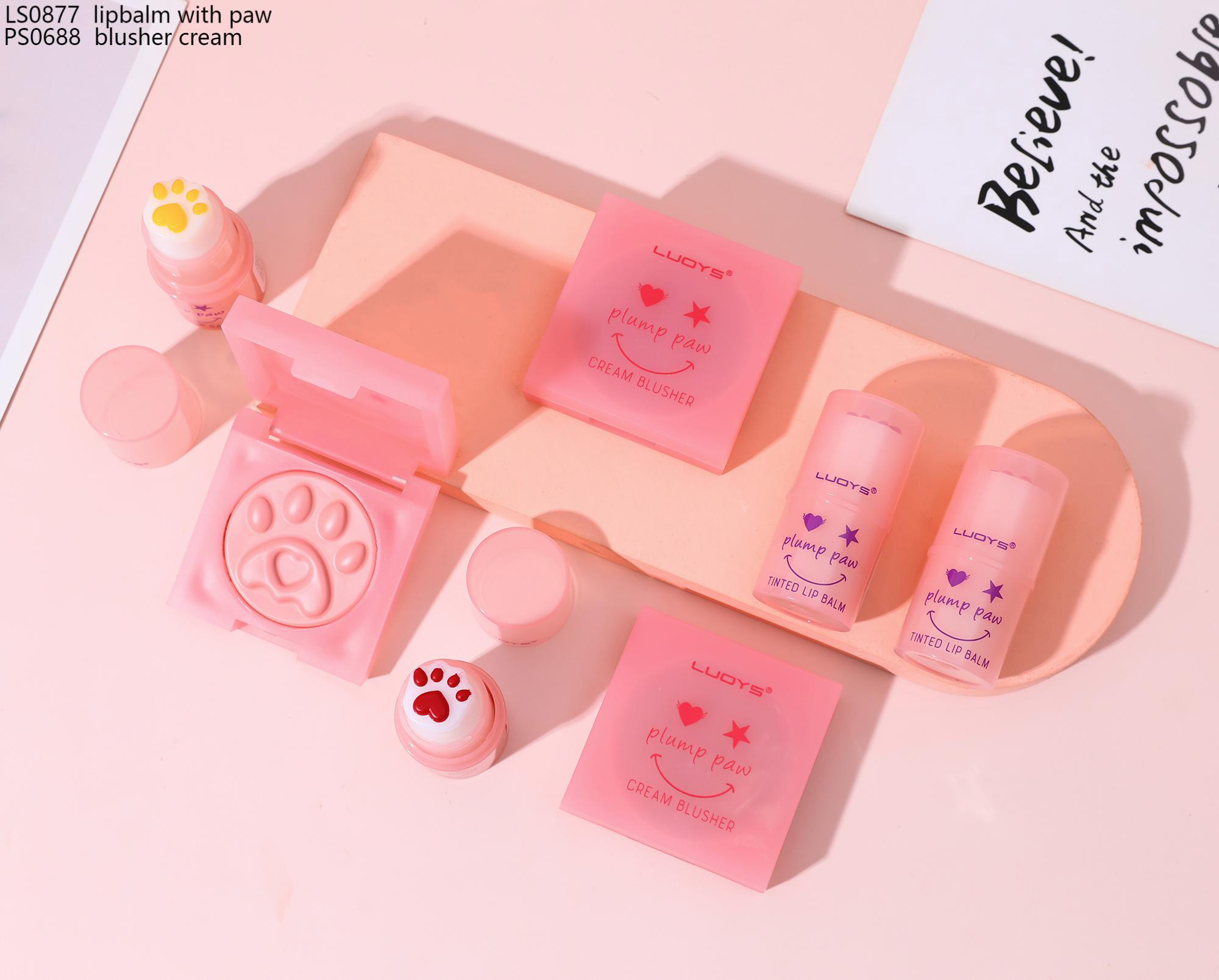 LS0877 lipbalm with paw PS0688 blusher/cream