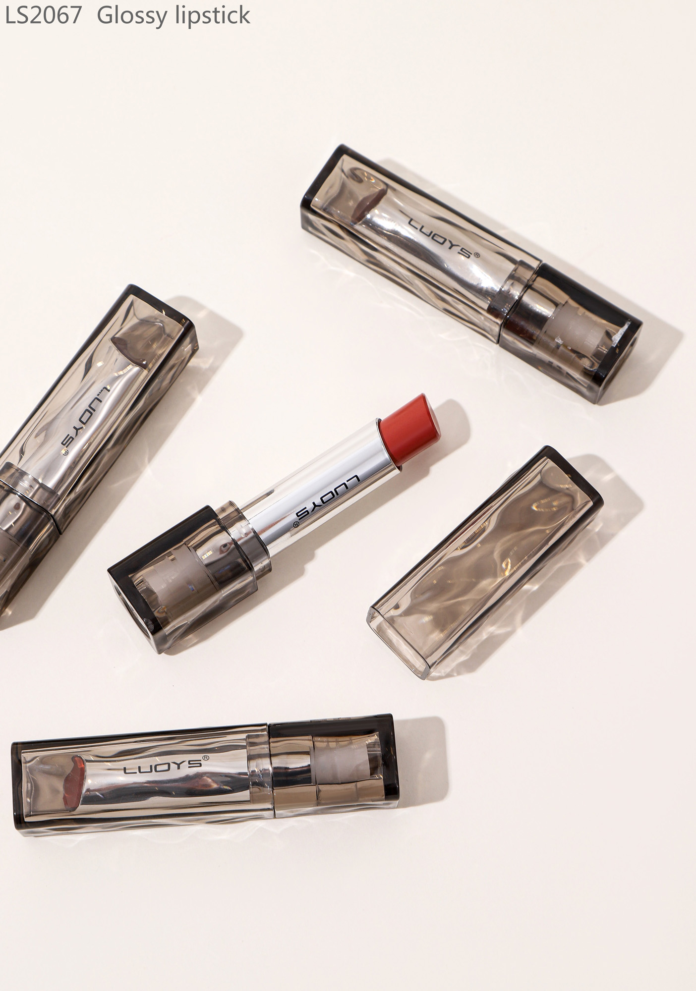 LS2067 Glossy lipstick