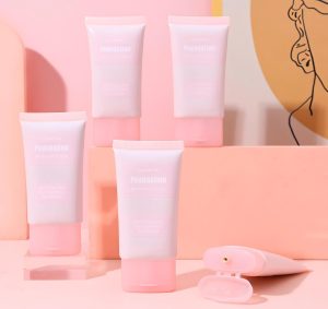 The 5 Best Foundation Formulas for Mature Skin That Won't Settle into Fine Lines